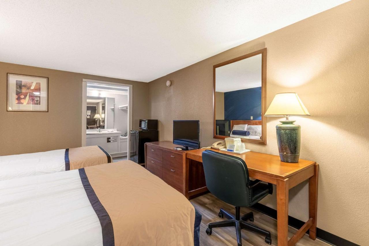 | Value Inn Kenosha I-94 - Exit 344