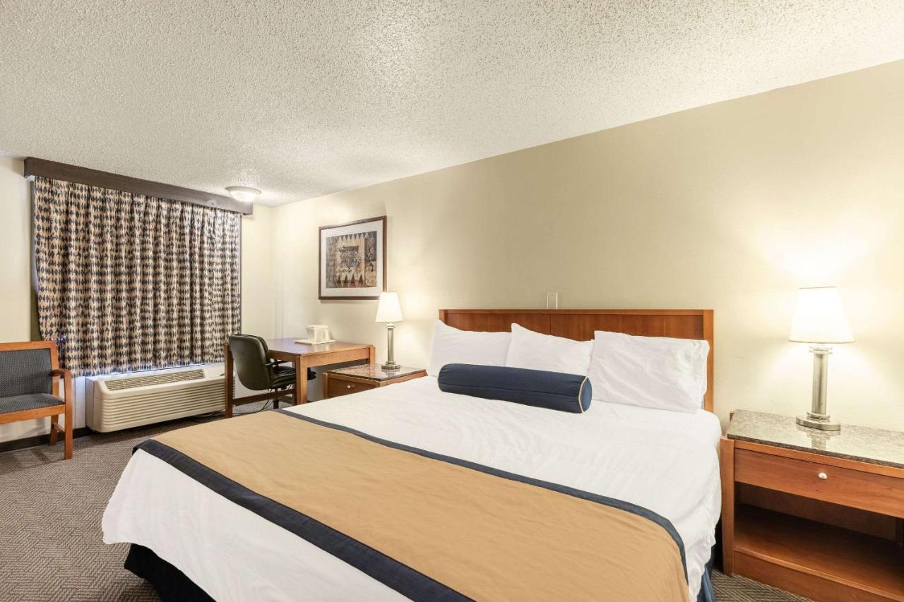 | Value Inn Kenosha I-94 - Exit 344