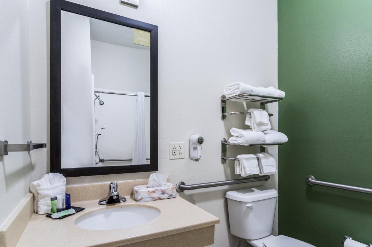 King Suite with Accessible Tub - Accessible/Non-Smoking at Sleep Inn & Suites Smithfield near I-95