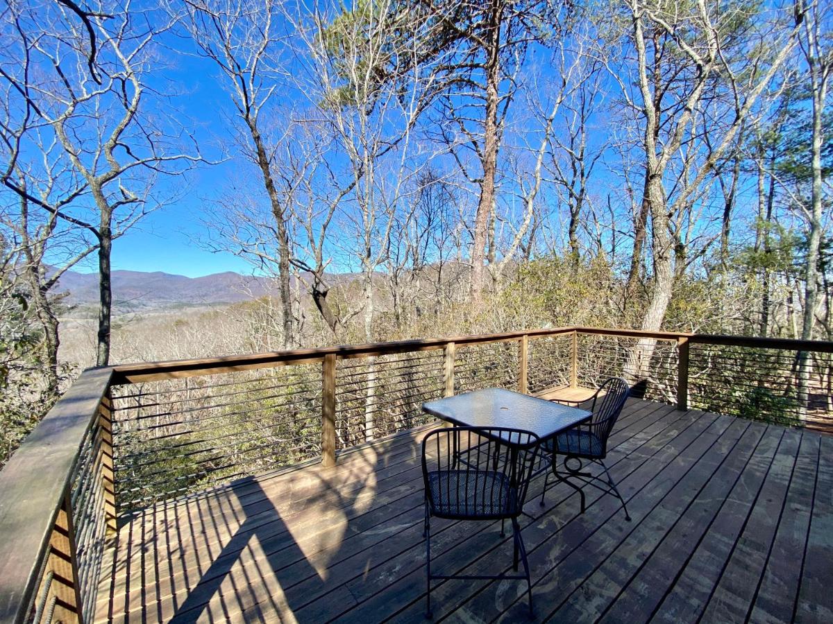 Double Room with Mountain View at Barefoot Hills