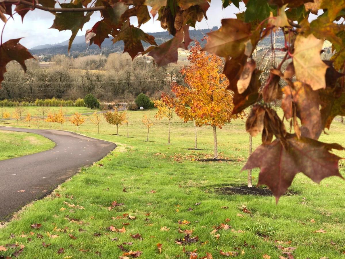  | The Setting Inn Willamette Valley