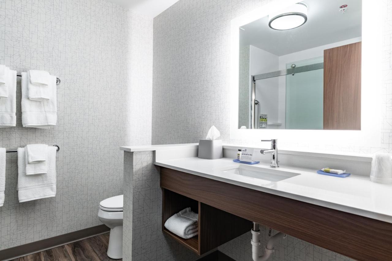 Queen Suite with Two Queen Beds - Non-Smoking at Holiday Inn Express & Suites Moundsville, an IHG Hotel