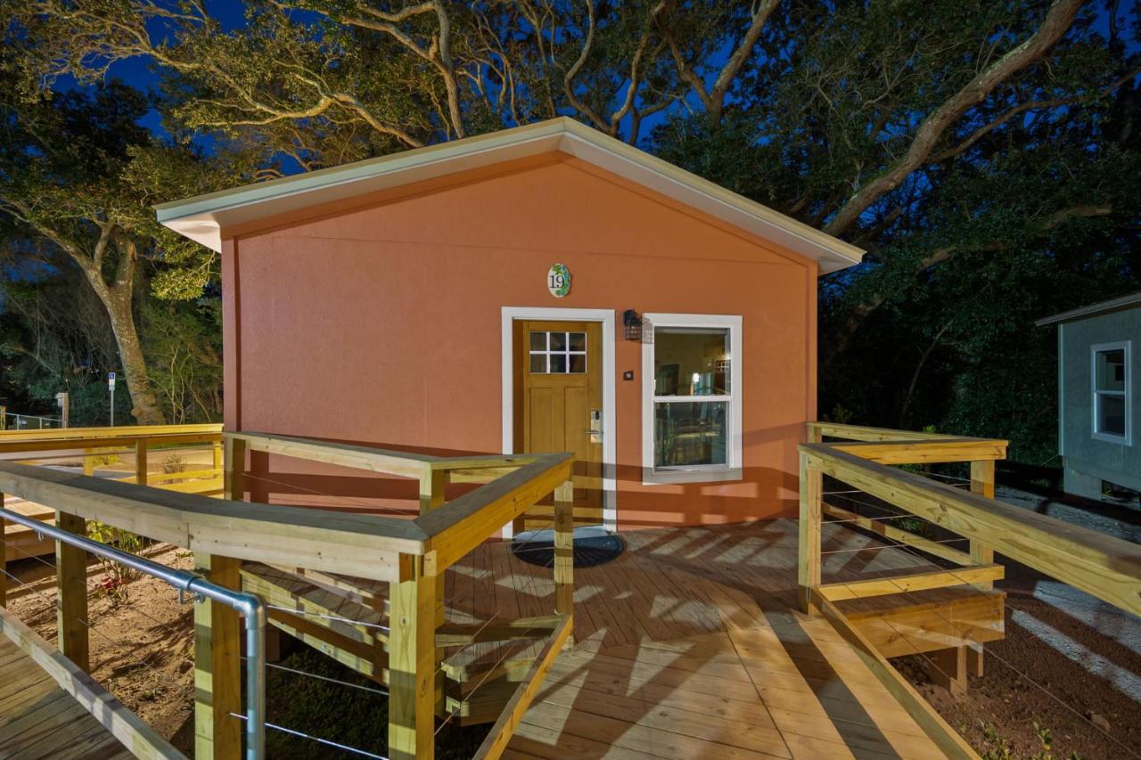  | Sea Cottages of Amelia