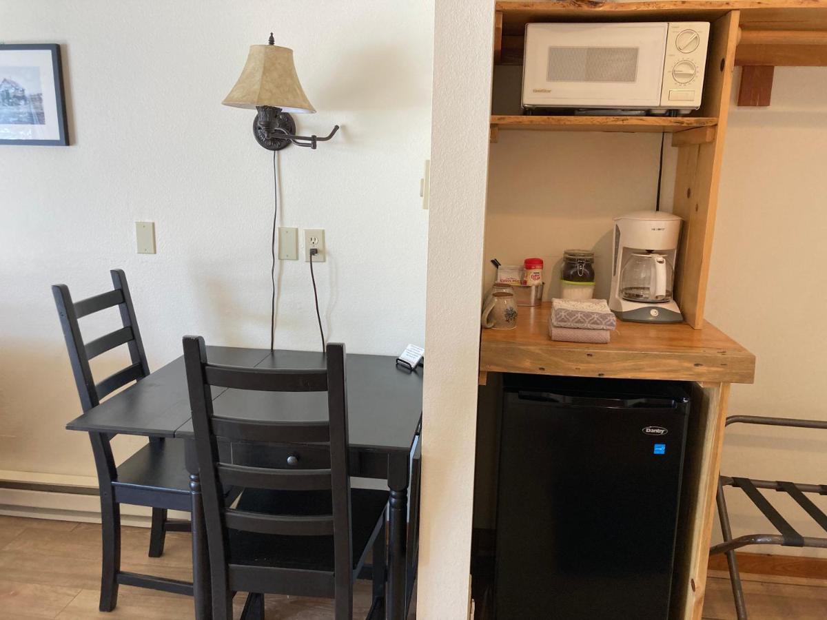 Deluxe Family Room at River Run Inn