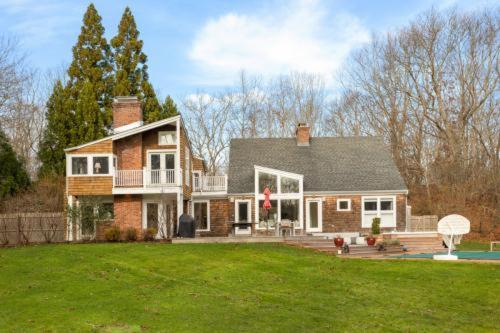  | Villa Red Hut