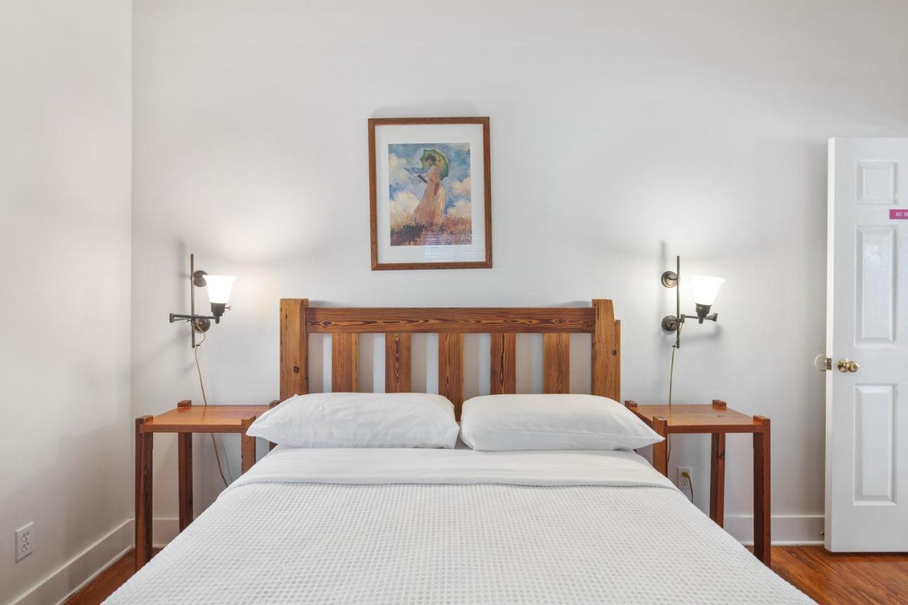 | Casa 325 Guesthouse