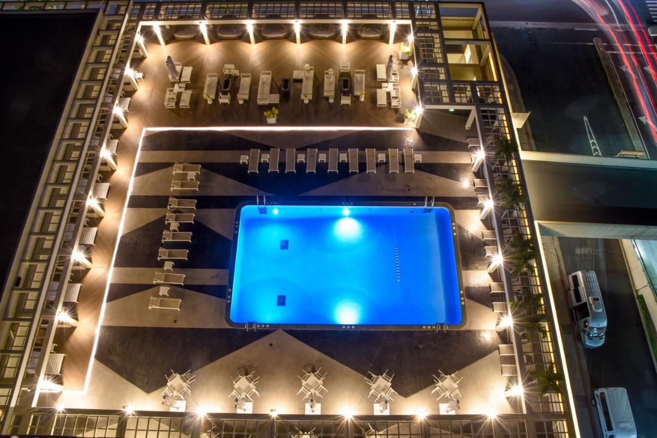 | Ala Moana Hotel - Resort Fee Included