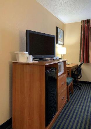 Room #48986407 at Quality Inn Ottawa near Starved Rock State Park