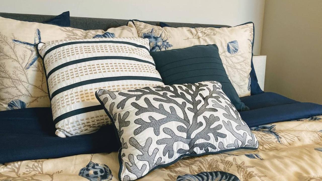 | Room in Guest room - Room 3 Cozy Private Enjoy Relax
