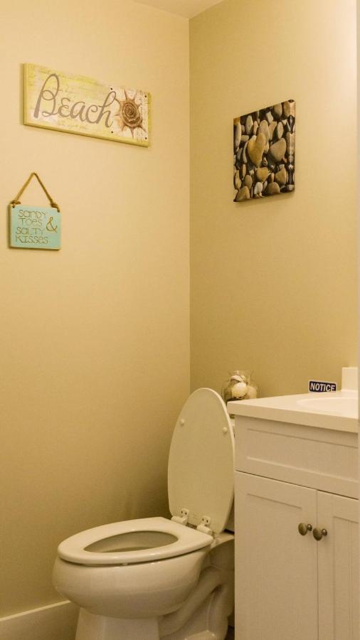 | Room in Guest room - Room 3 Cozy Private Enjoy Relax