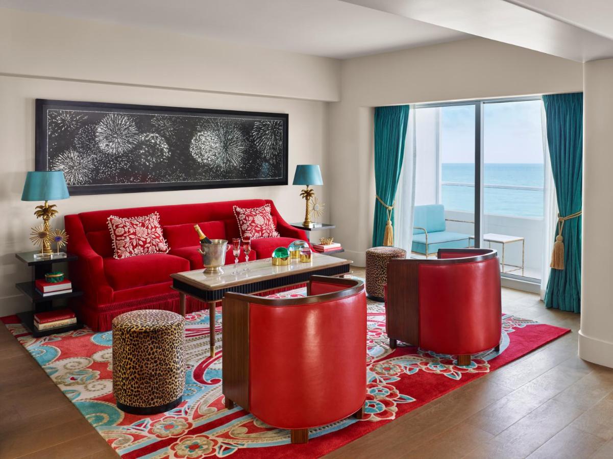 Corner Junior King Suite - Wheelchair Accessible/Oceanfront View at Faena Miami Beach