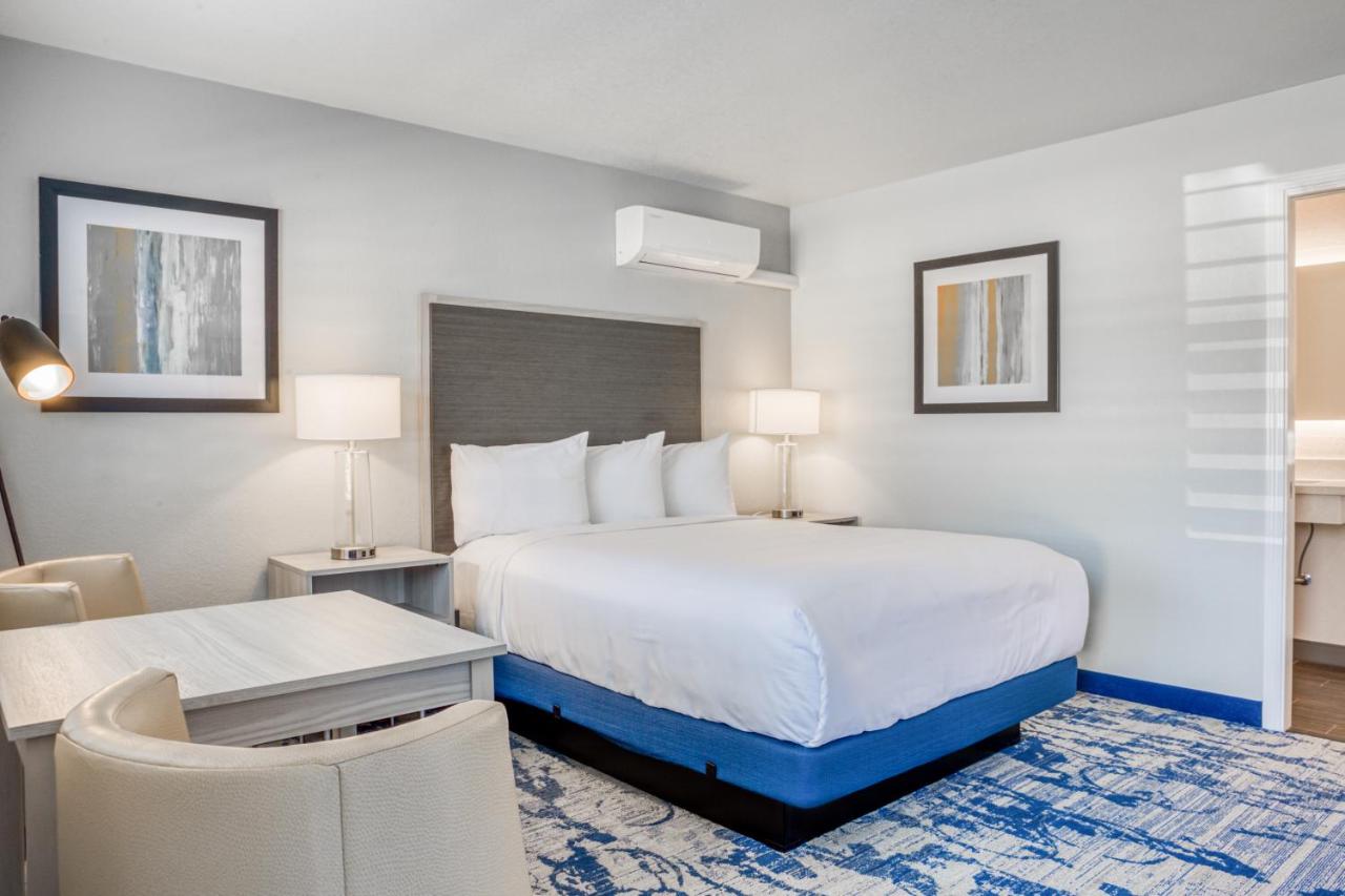 | Creekside Inn Downtown