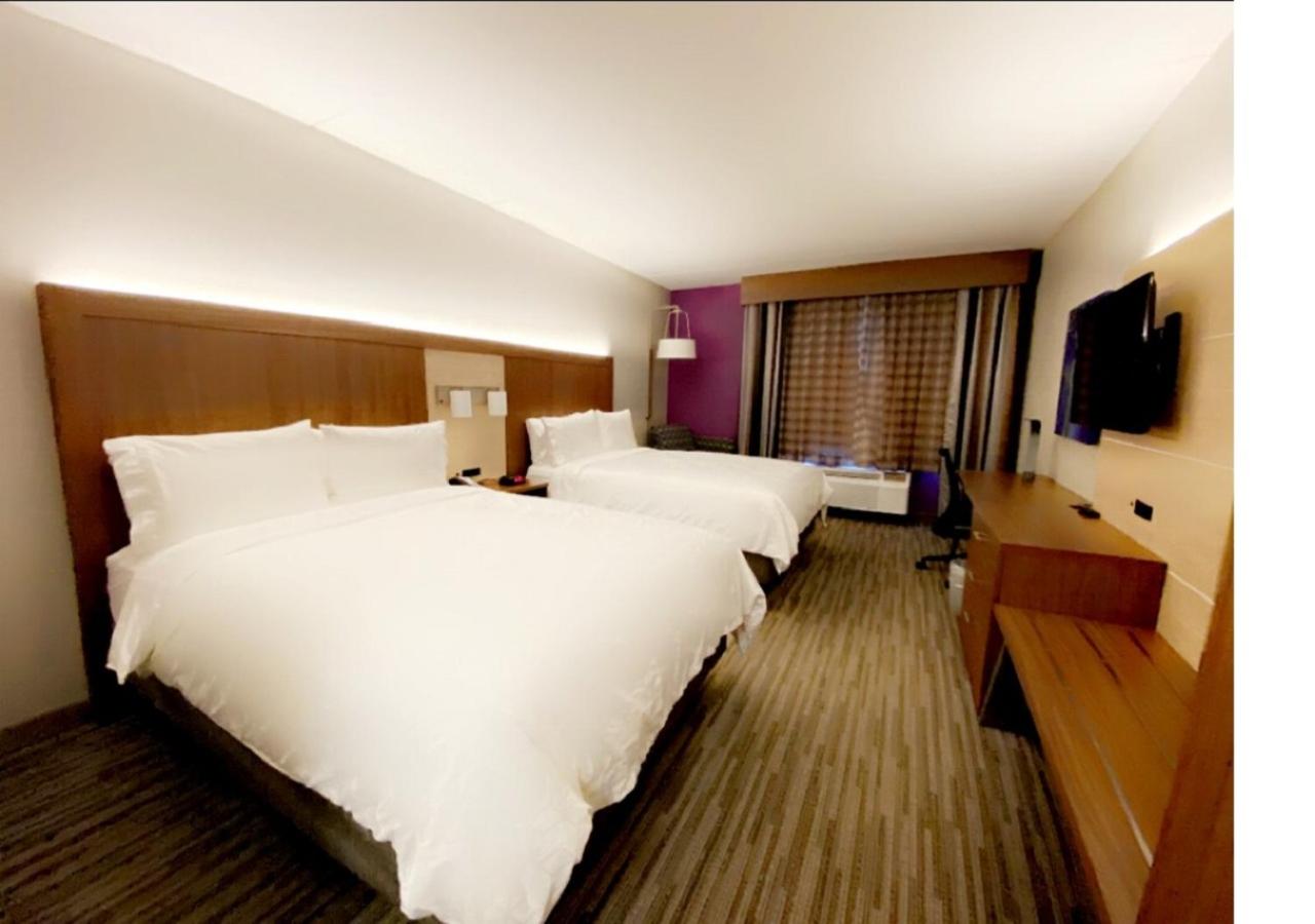 Queen Room with Two Queen Beds - Hearing Accessible - Non-Smoking at Holiday Inn Express Quantico - Stafford by IHG