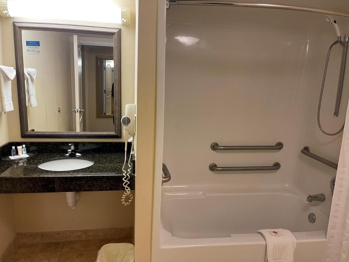 Queen Suite with Two Queen Beds - Accessible/Non-Smoking at Comfort Suites Valdosta Mall Area