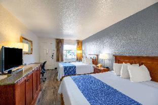 Room #18103220 at Econo Lodge Phoenix North I-17