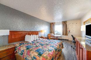 Room #18103223 at Econo Lodge Phoenix North I-17