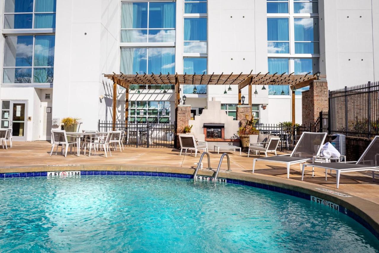  | Crowne Plaza Charleston, an IHG Hotel