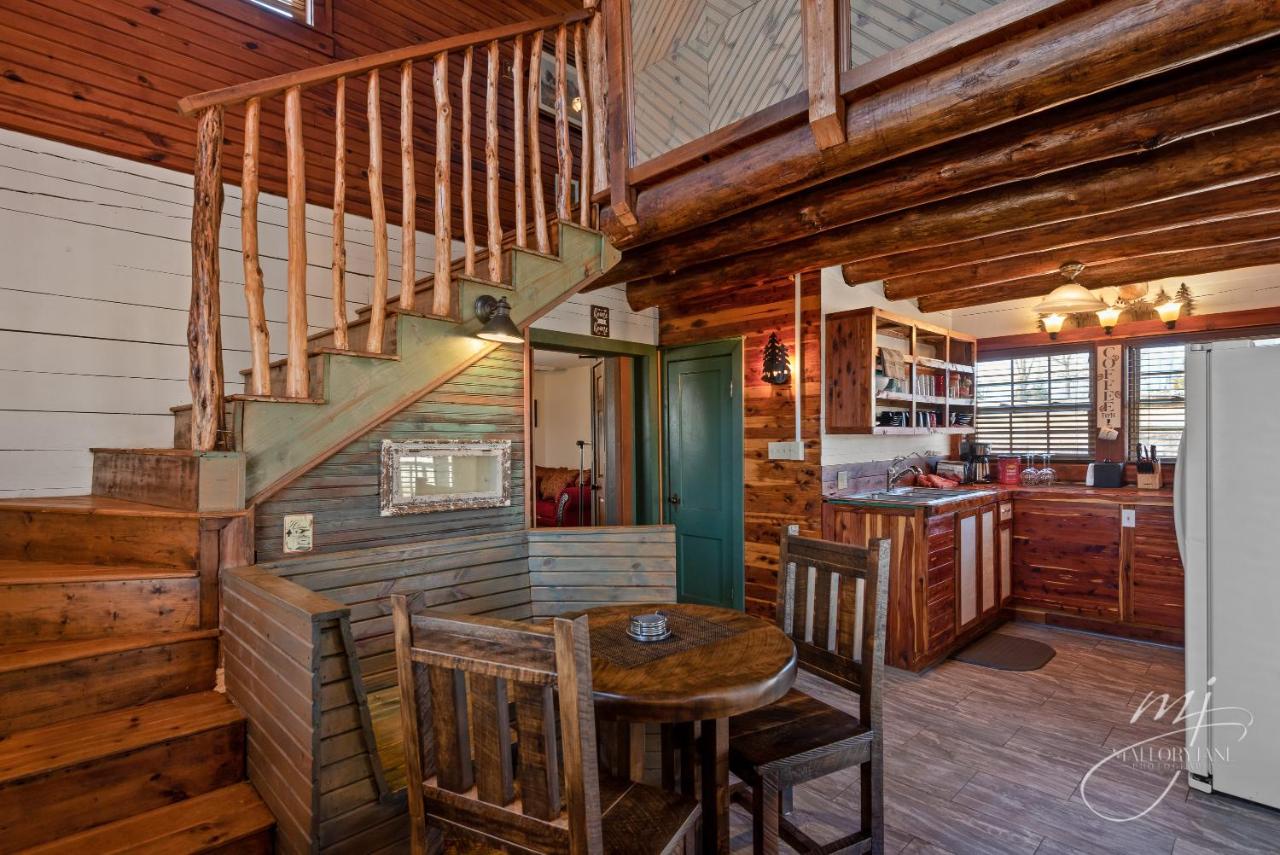 | Fairway Inn
