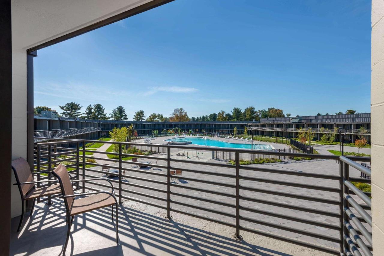 2 Queen Beds, One Bedroom Pool View Suite, Non-Smoking at Wyndham Lancaster Resort & Convention Center
