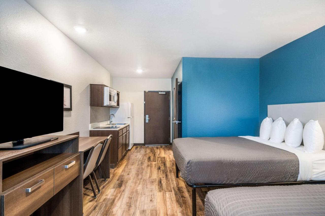 Standard Queen Room with Two Queen Beds - Non-Smoking at WoodSpring Suites Bradenton
