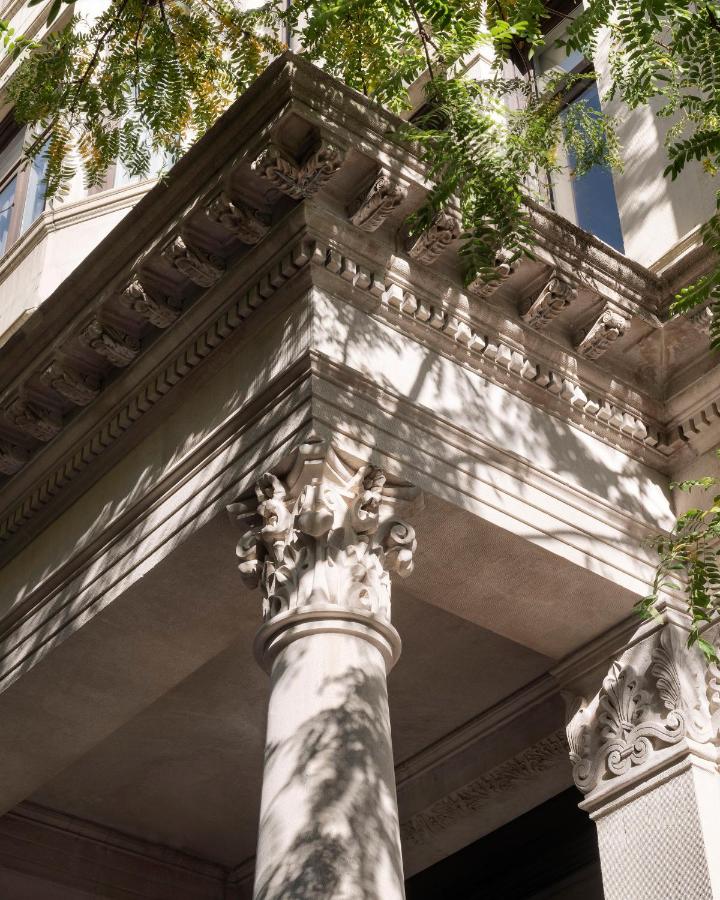 | ROOST Rittenhouse