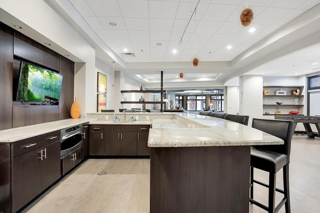 Two-Bedroom Apartment (Self Check-in with Virtual Front Desk) at Kasa Downtown Louisville