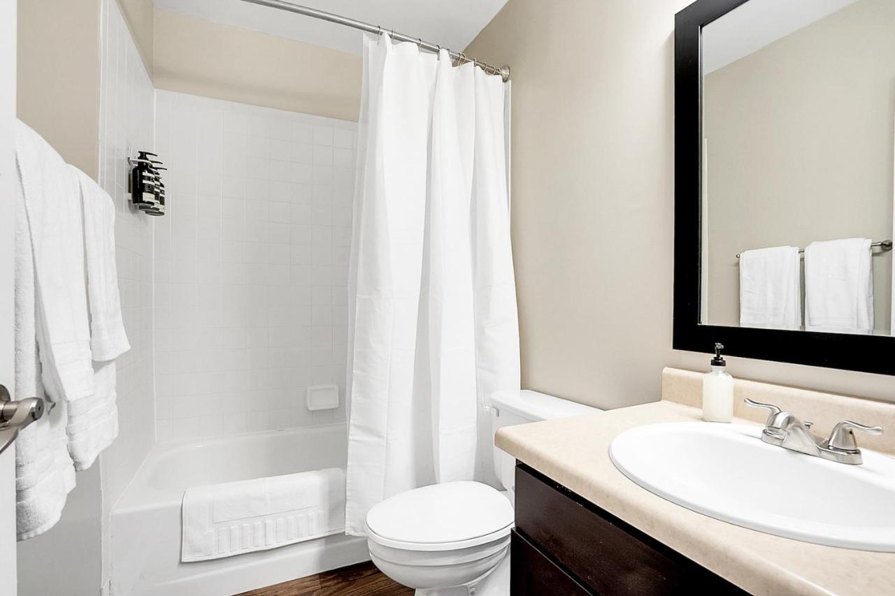 Two-Bedroom Apartment (Self Check-in with Virtual Front Desk) at Kasa Downtown Louisville