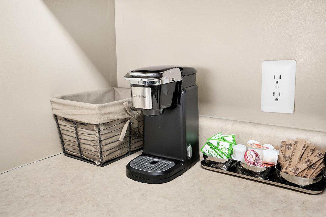 Two-Bedroom Apartment (Self Check-in with Virtual Front Desk) at Kasa Downtown Louisville