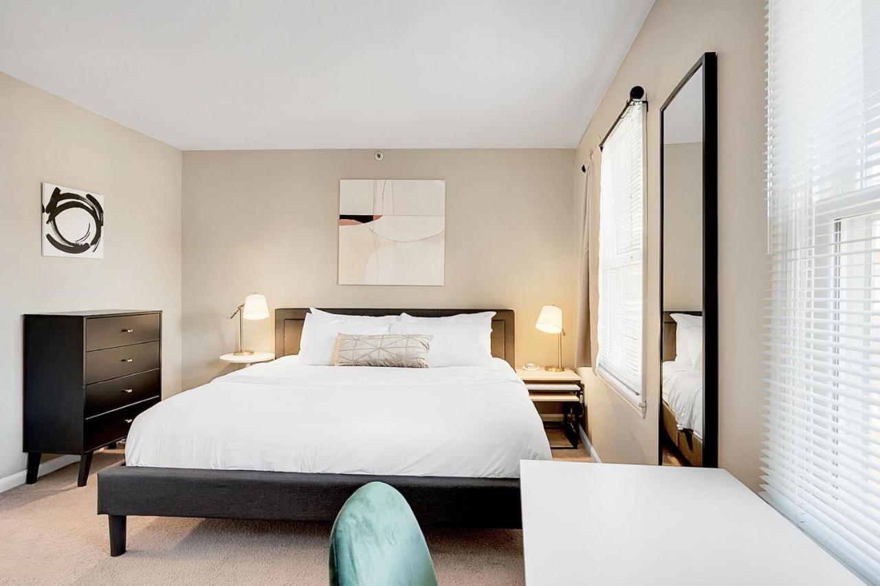 Two-Bedroom Apartment (Self Check-in with Virtual Front Desk) at Kasa Downtown Louisville