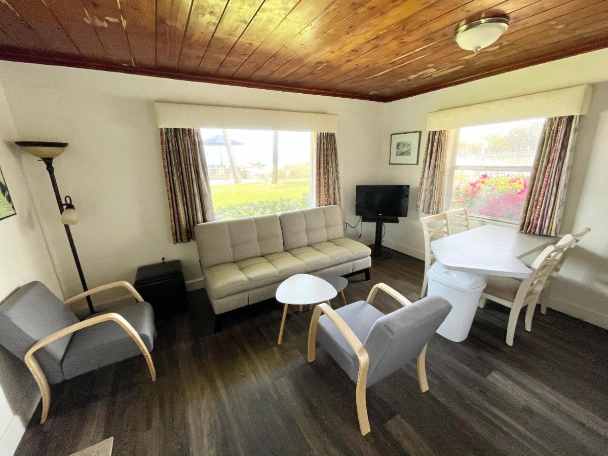  | Surf Studio Beach Resort