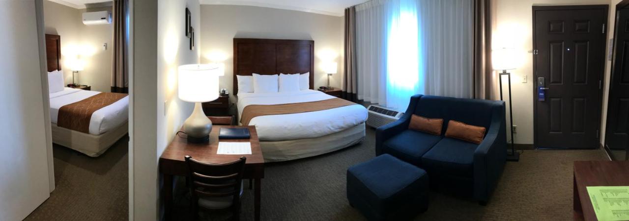 Family Room, 1 King Bed, 1 Queen Bed and Sofa Bed, Non Smoking at Comfort Inn Santa Monica - West Los Angeles