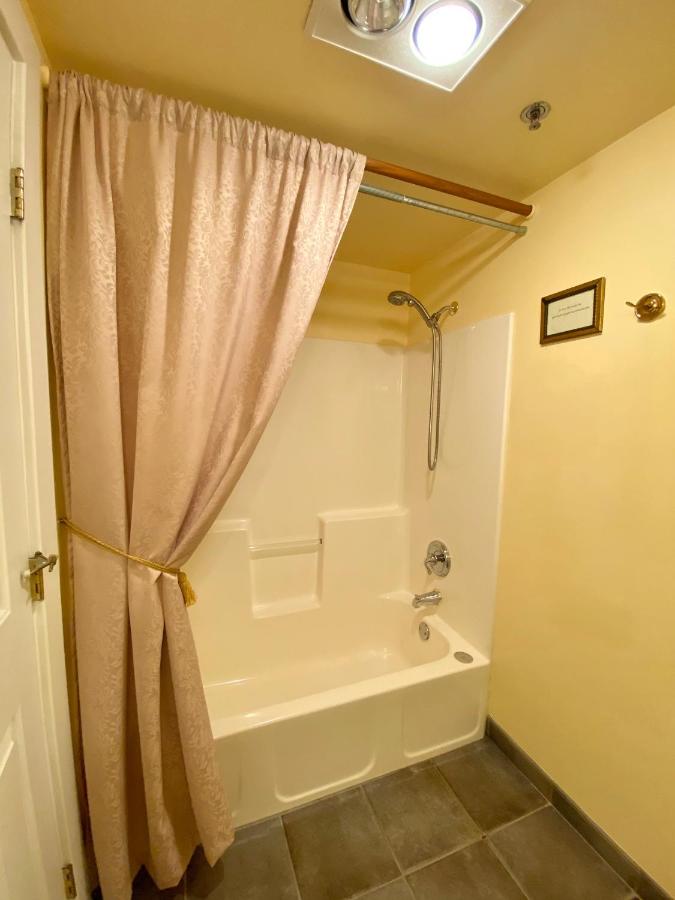  | Excelsior Inn
