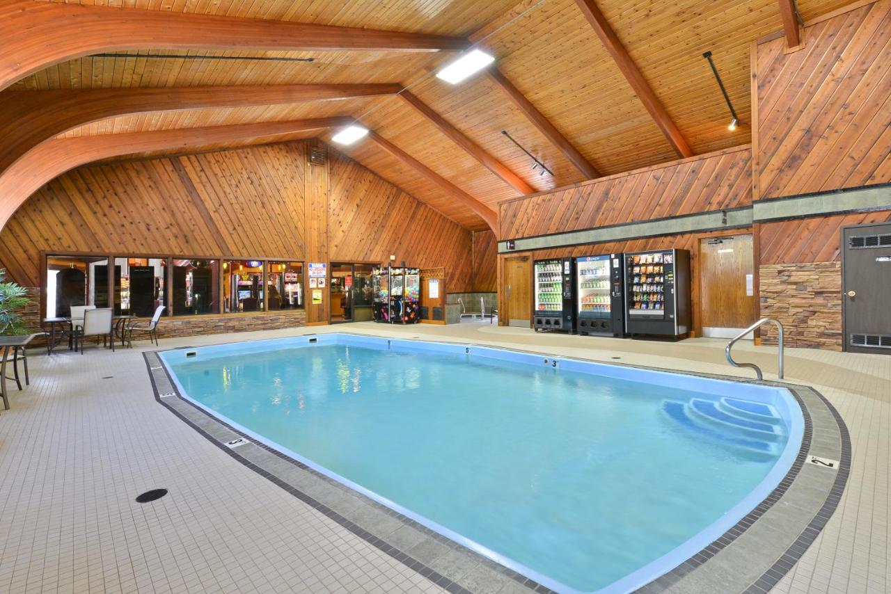 | Super 8 by Wyndham Deadwood Black Hills Area