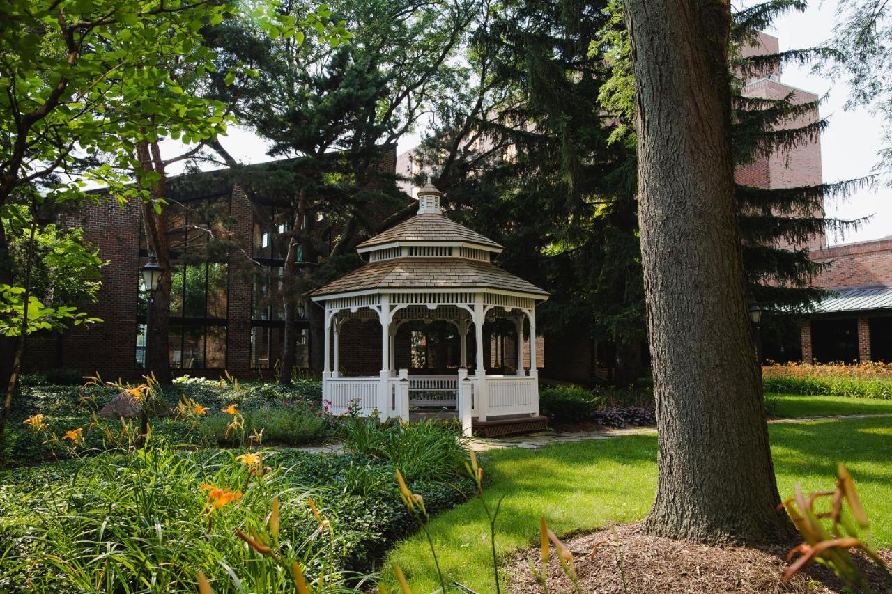 | Holiday Inn Chicago - Countryside/LaGrange, an IHG Hotel