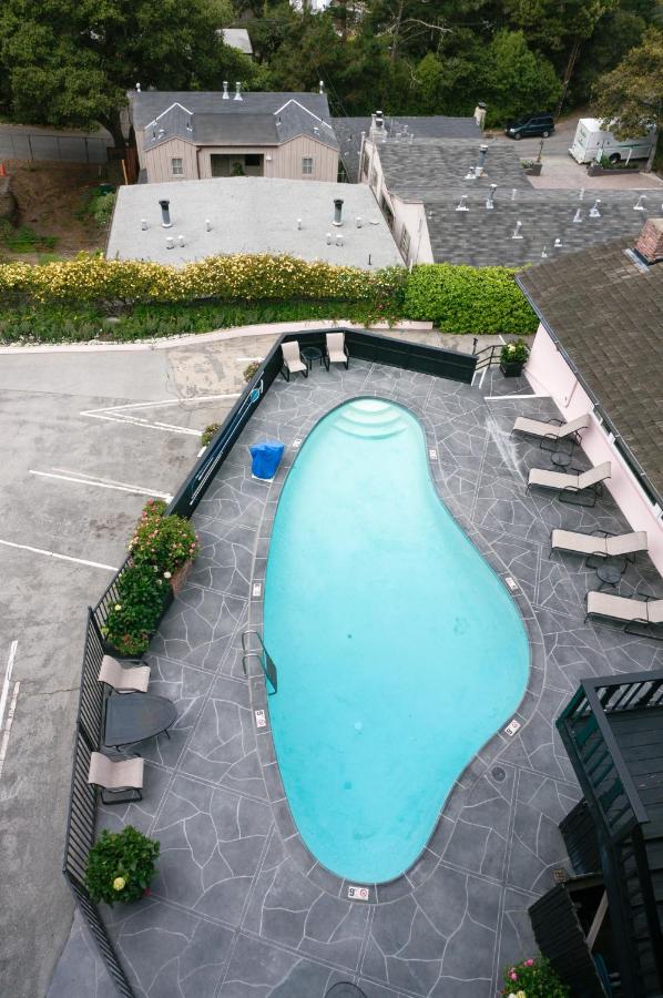 | Hofsas House Hotel