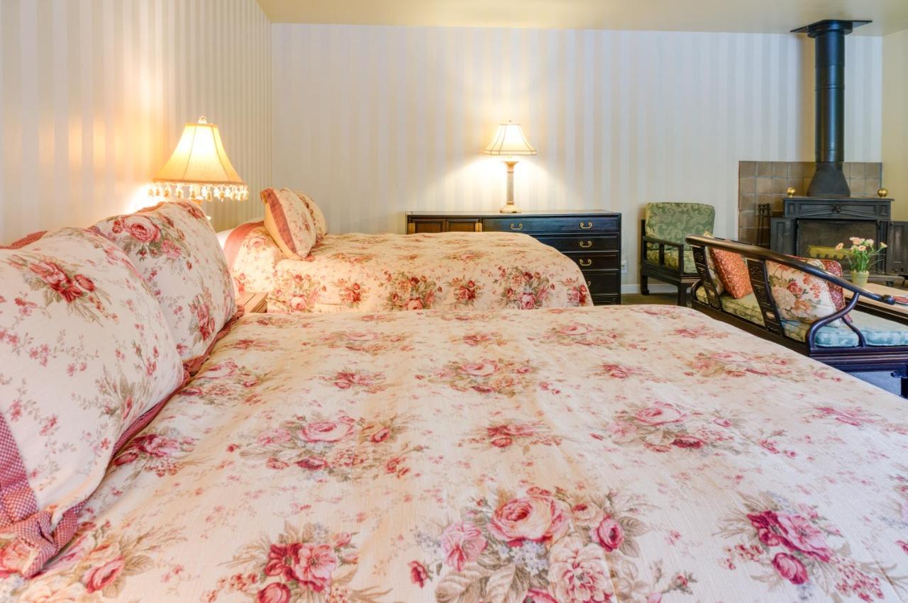 | Hofsas House Hotel