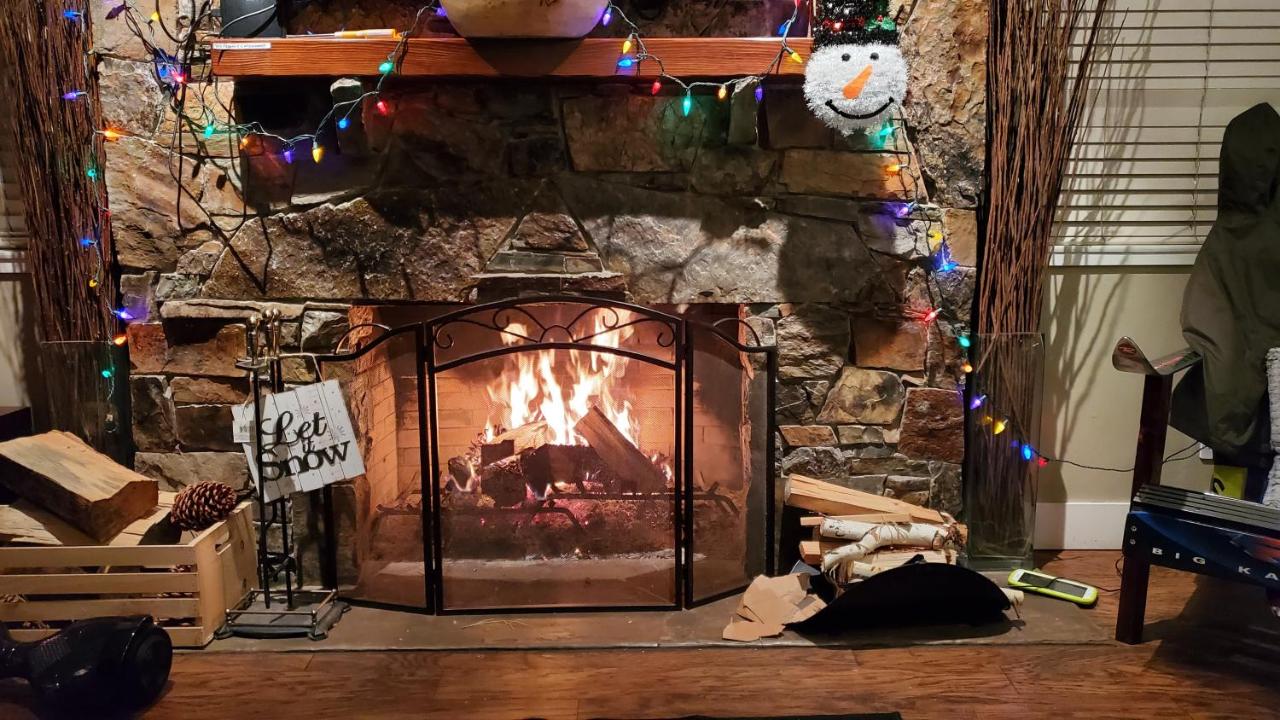 | Gondola Lodge