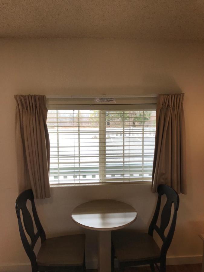 | Cold Creek Inn