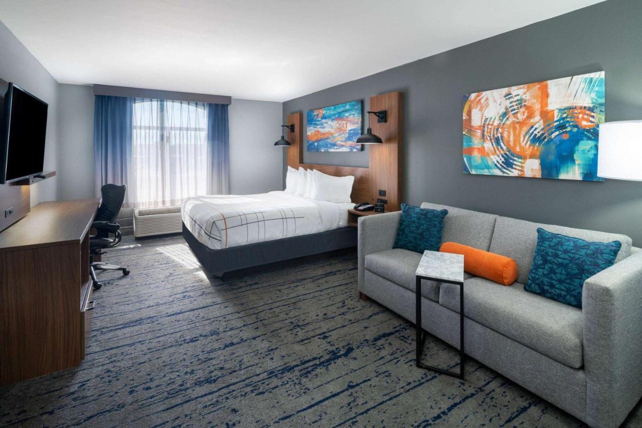 King Room - Non-Smoking at La Quinta Inn & Suites by Wyndham-Albany GA