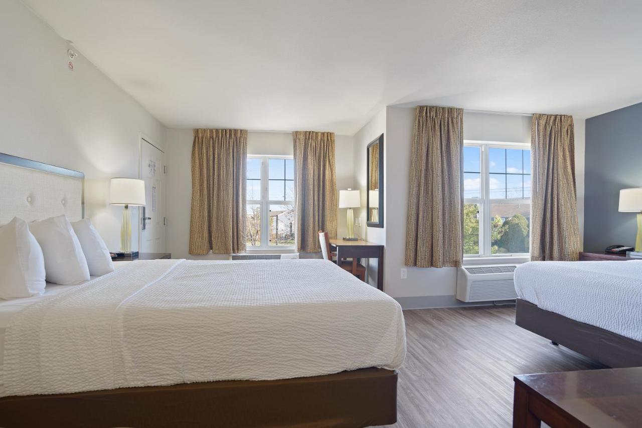 Studio with 2 Queen Beds - Non-Smoking at Extended Stay America Suites Kansas City Lenexa 87th St