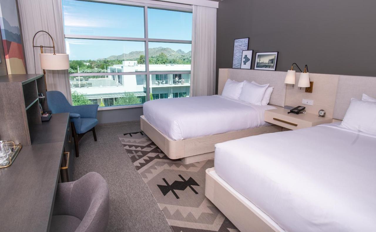 Accessible Signature Deluxe Queen at Mountain Shadows Resort Scottsdale