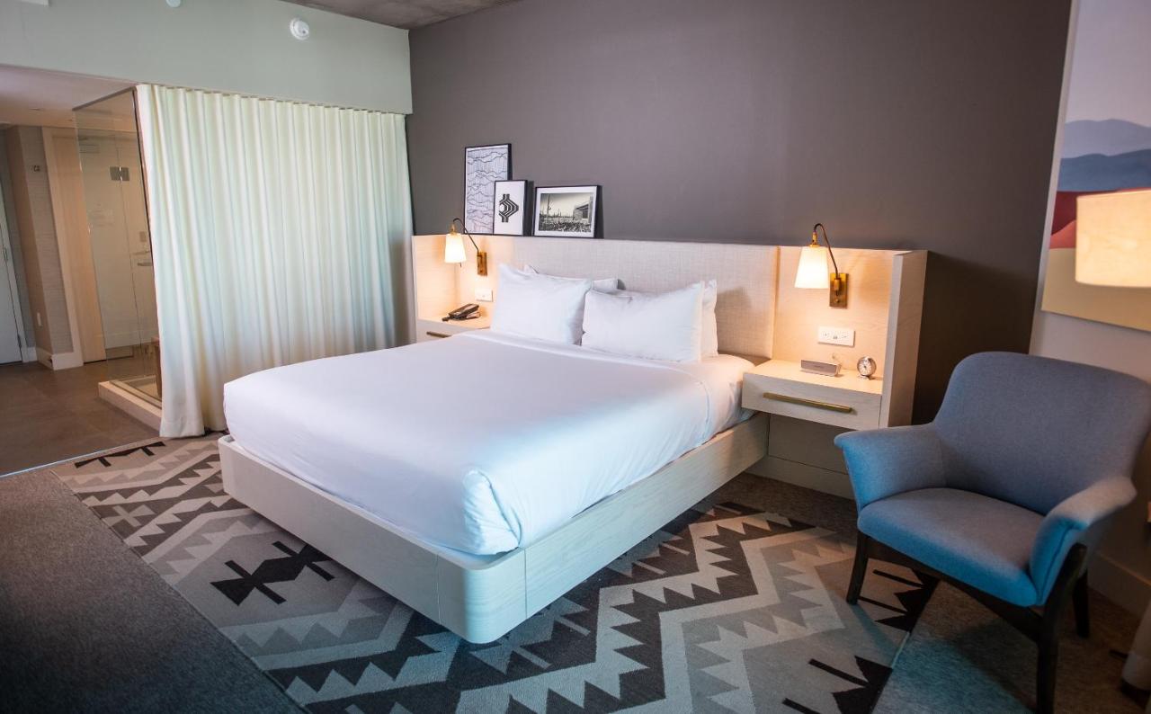 Accessible Signature Deluxe King at Mountain Shadows Resort Scottsdale