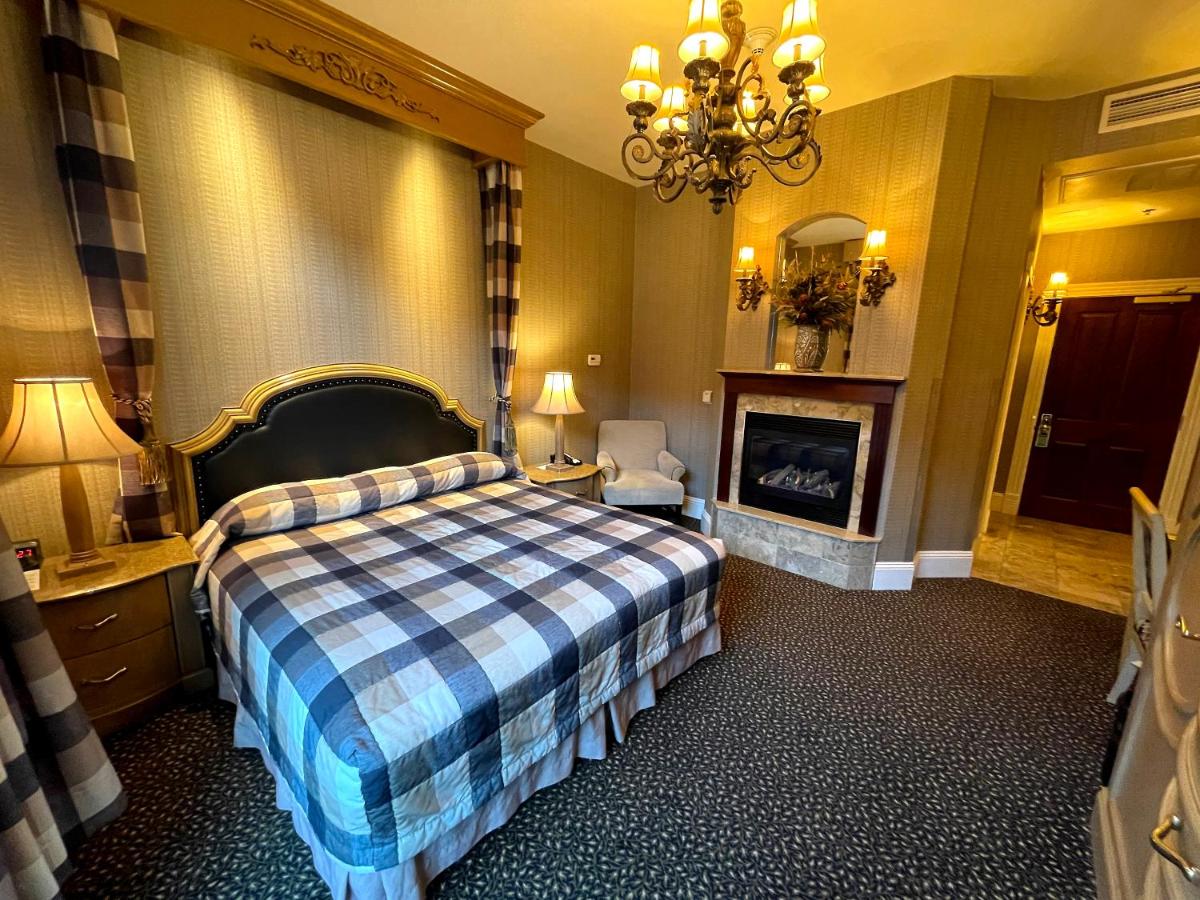 | Celebrity Hotel