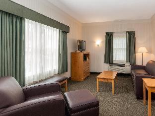 Room #5910013 at Best Western Plus Cold Spring