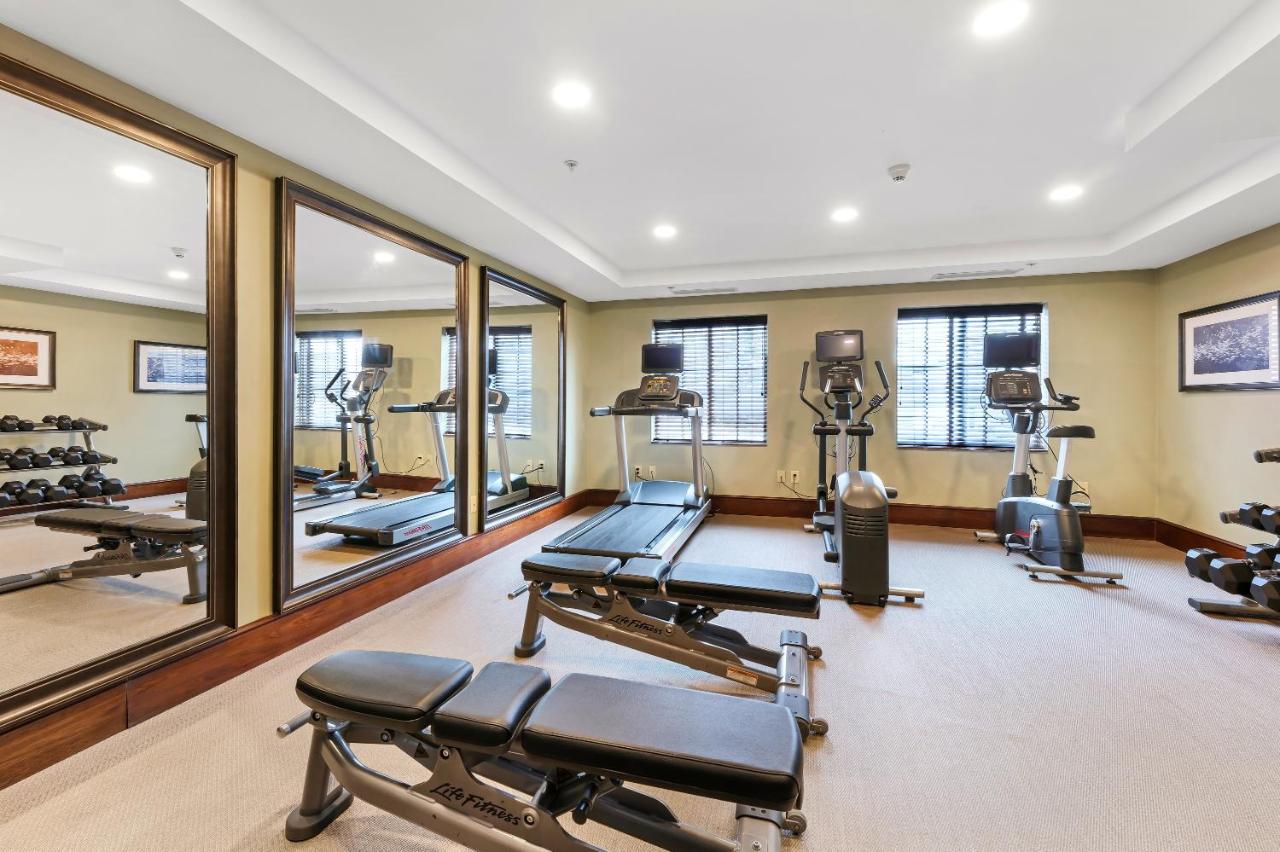| Staybridge Suites-Philadelphia/Mount Laurel, an IHG Hotel