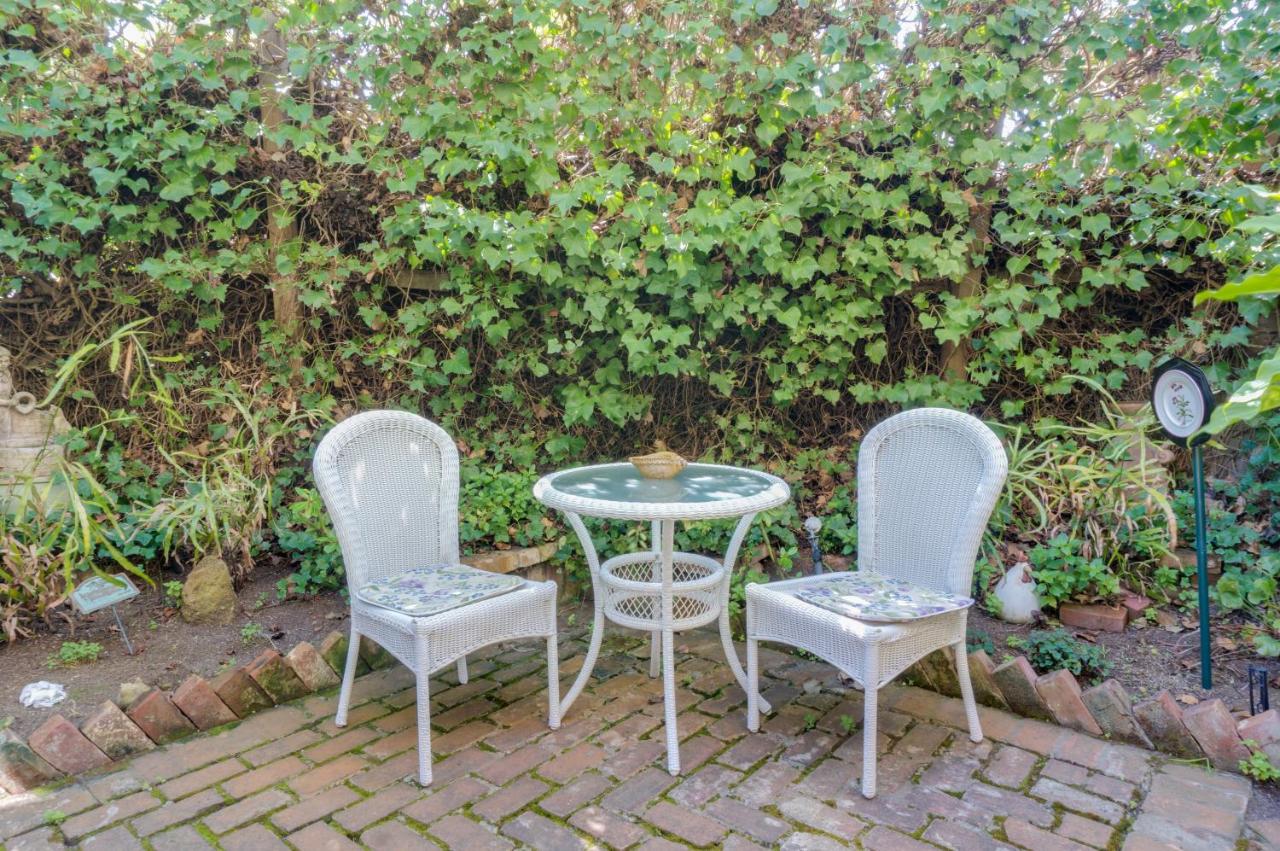| The Jabberwock Bed & Breakfast