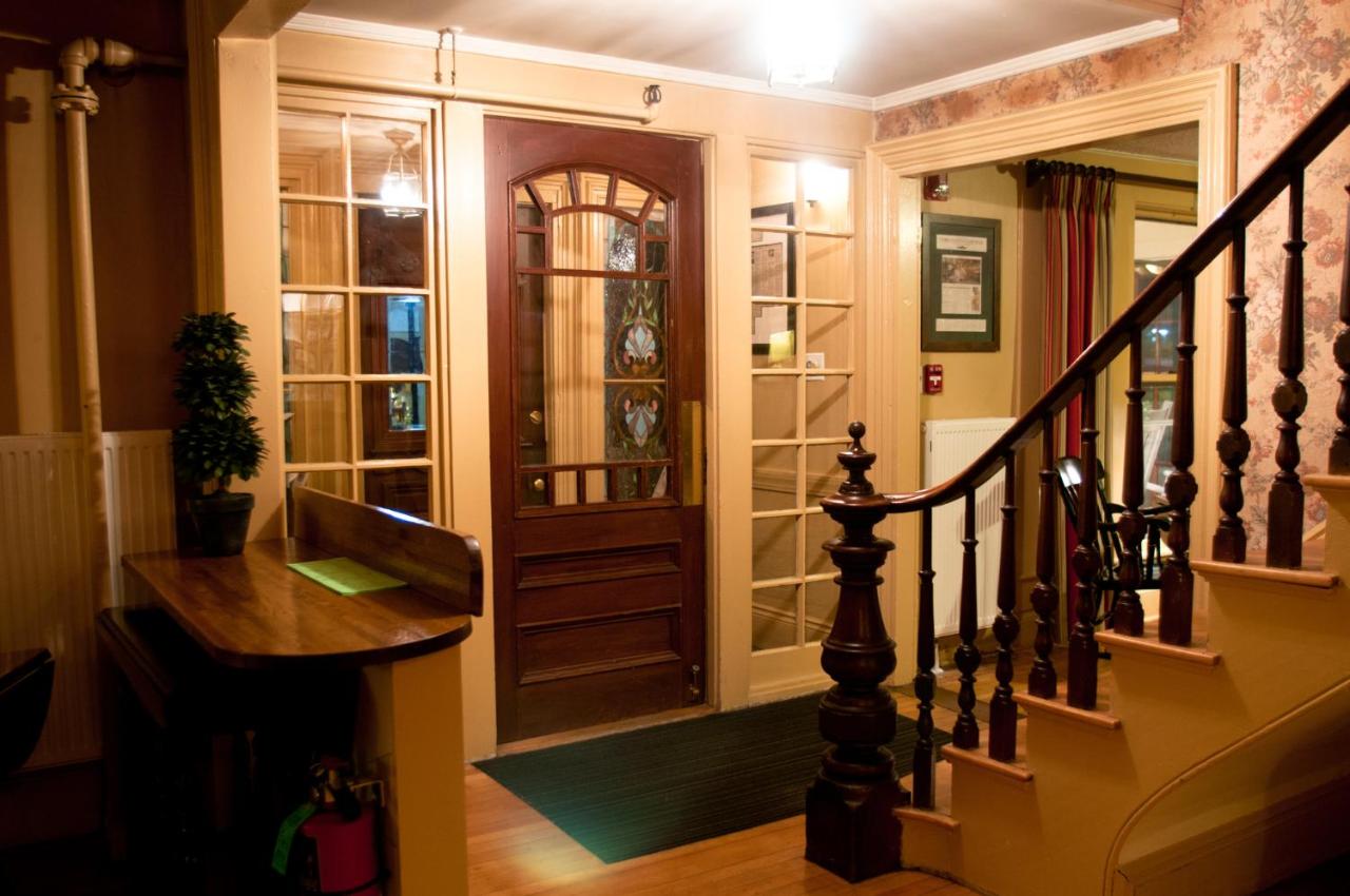 | The Kennebunk Inn