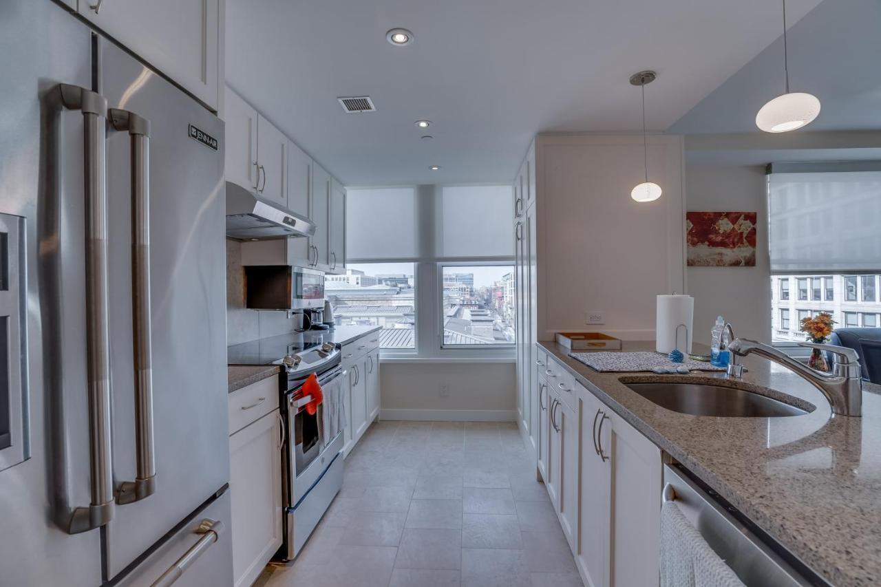 | Heaven on Washington Fully Furnished Apartments