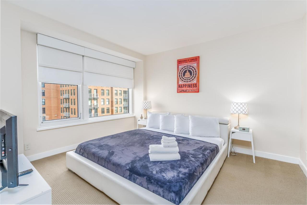| Heaven on Washington Fully Furnished Apartments