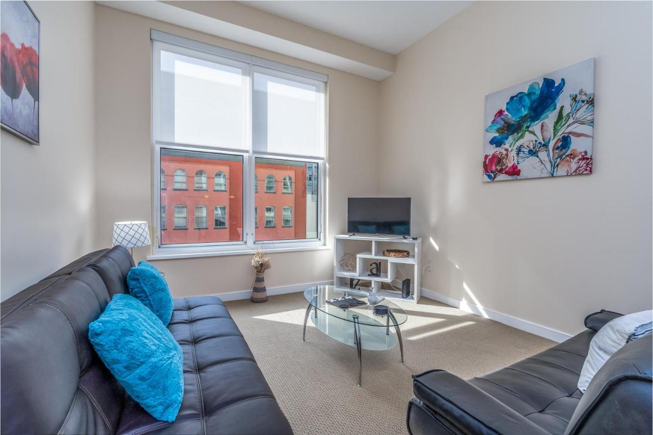 | Heaven on Washington Fully Furnished Apartments